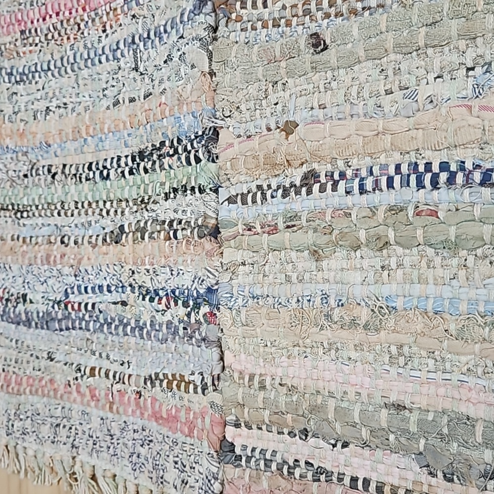 Set of two pastel hand made rag rug placemats. - Picture 5 of 5